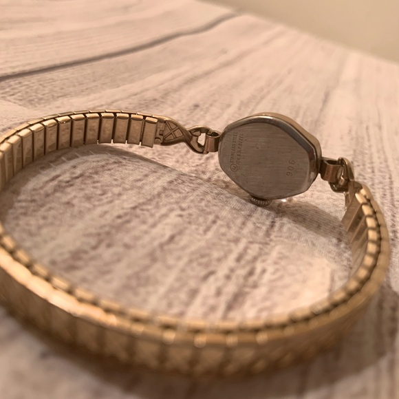 Vintage Wadsworth AVIA Good Watch - Picture 4 of 5